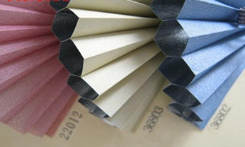 手動(dòng)蜂巢簾